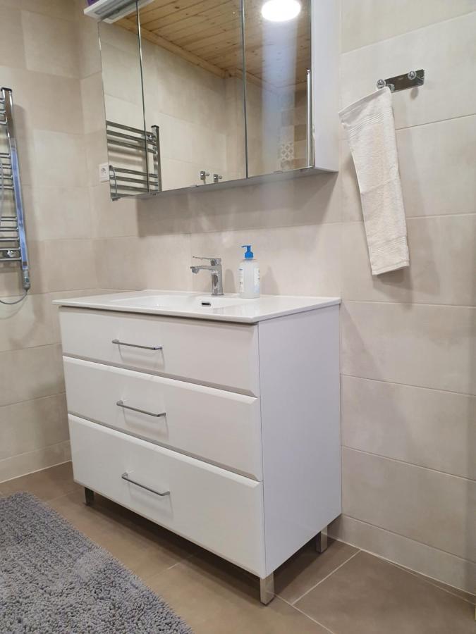 פואנגירולה Modern, Cozy Studio N:O 120 מראה חיצוני תמונה